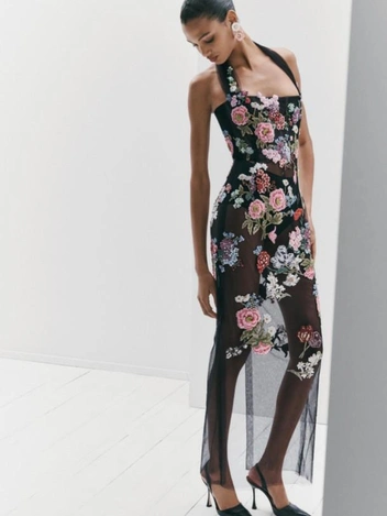Источник: www.carolinaherrera.com