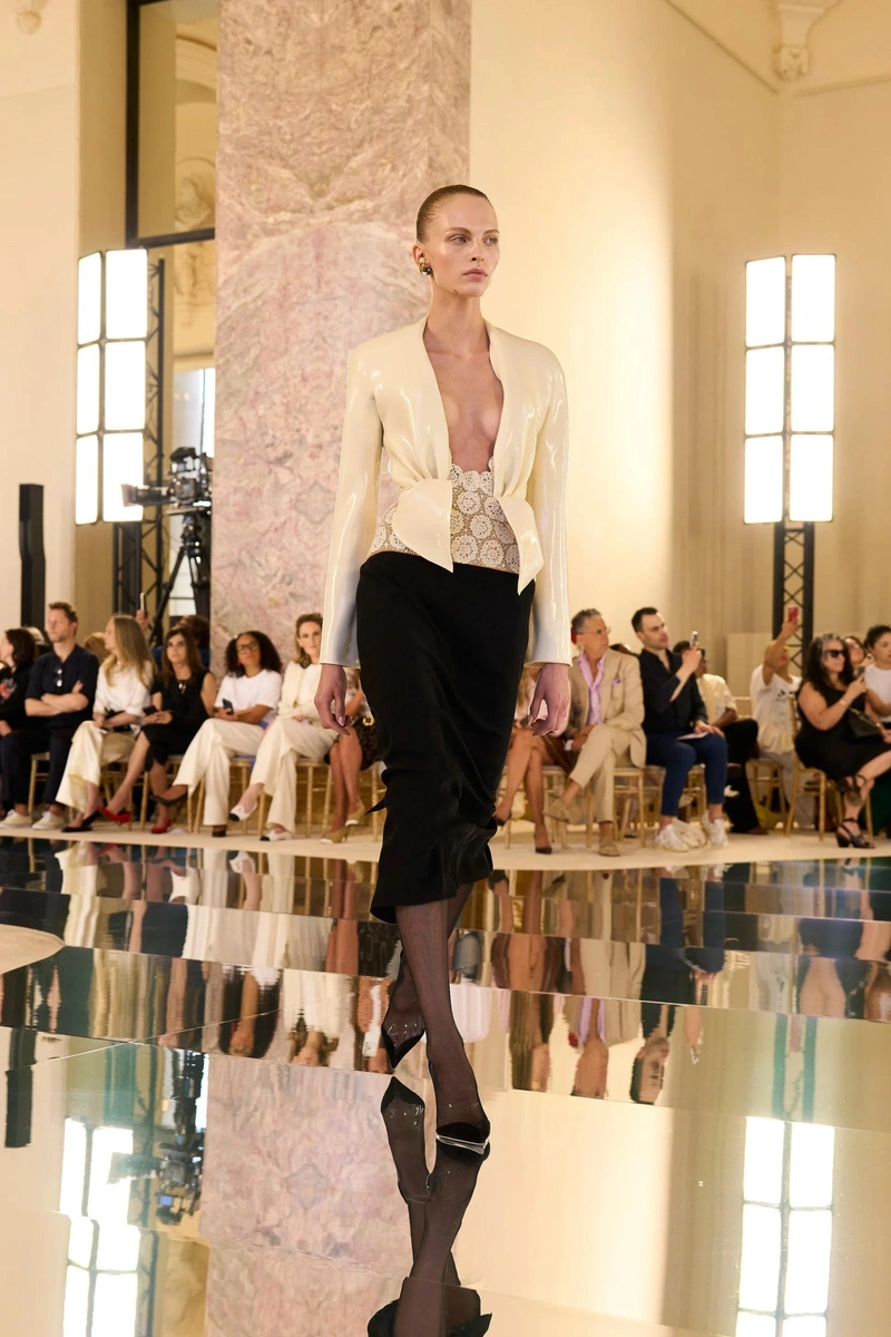 Источник: Schiaparelli
