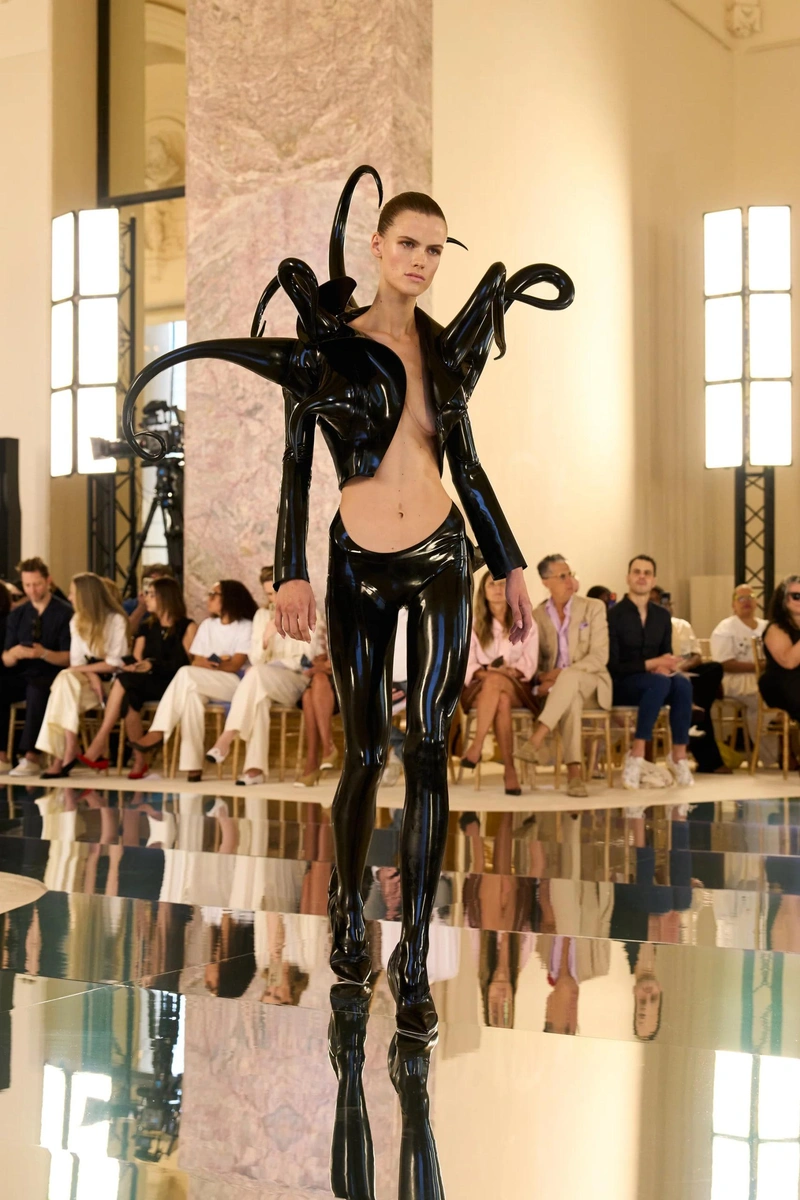 Источник: Schiaparelli